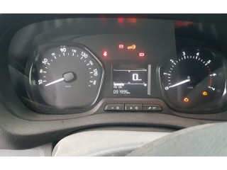 Přístrojová deska Peugeot Expert 2016 9831168480