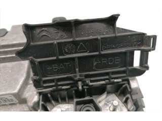 Блок управления двигателя 9819596180, 28535616 Peugeot 2008 I