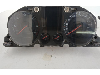 Панель приборов    Volkswagen PASSAT       