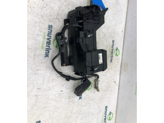 Ящик предохранителей (комплект) 1612190080, 1612189780   Peugeot 108       