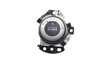 Pojistková skříňka Включатель блокировки дифференциалов 969U74CE2A, 969U74CE2A Nissan X-Trail T32 2014