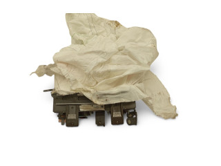 Подушка безопасности пассажира Subaru Outback (BT)