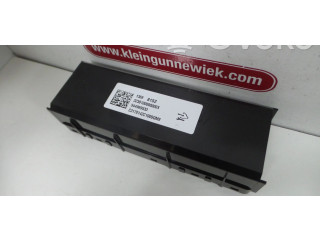 Блок управления климат-контролем 13598152, 13598154 Vauxhall Astra K