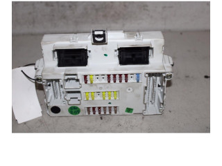 Блок предохранителей    Jeep Renegade    