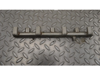 Магистральная трубка топлива 000283629, 054171075 Maserati Ghibli F160AM