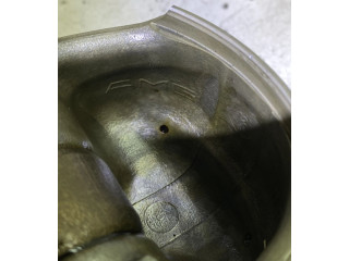 Píst 97L42, R021 Mercedes-Benz SLK R171