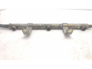 Топливная рампа Alfa Romeo 166 2.5