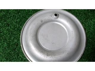 Заводская крышка (крышки) от центрального отверстия колеса