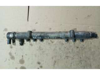 Топливная рампа 8699179, 0445215023   Volvo V70  