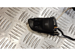 Кнопки рулевого колеса