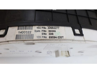 Панель приборов 30682277, 30682277   Volvo S60       