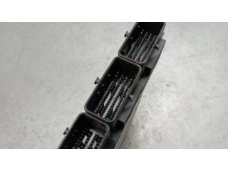 Блок управления двигателя 237102213R Dacia Dokker