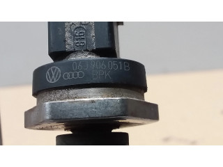 Vstřikovač 06J133317J, 06J906051B   Audi A4 S4 B8 8K  pro benzínový motor 2.0  