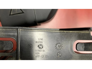 Другая деталь отсека двигателя