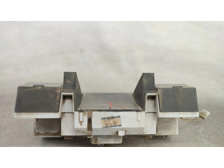 Přístrojová deska Nissan PickUp Y720 1981