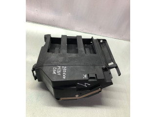 Блок предохранителей  8581751   Mini One - Cooper R56    