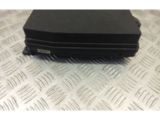 Блок предохранителей 95471067 Vauxhall Antara