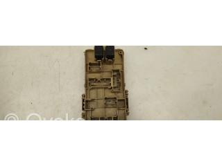 Pojistková skříňka LB100601B, 10A20A Subaru Impreza II 2002