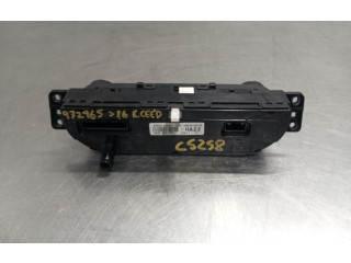 Блок управления климат-контролем 97250A2203 KIA Ceed