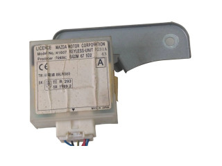 Блок управления GG2M675D2 Mazda Demio