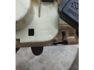 Блок управления климат-контролем 69437005   Mini One  Cooper R50  53