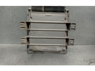 Блок управления двигателя 4D752768   Rover Streetwise