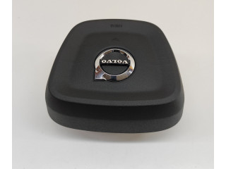 Подушка безопасности водителя 32384652 Volvo XC40