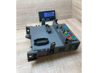 Pojistková skříňka 8200447440, 518835111 Renault Vel Satis 2000