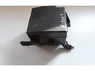 Блок предохранителей 8565A368, 8565A369 Mitsubishi L200