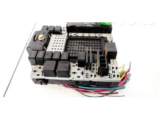 Блок предохранителей P8691998, T36333603 Volvo V70