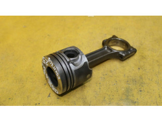 Píst    Renault Clio III     