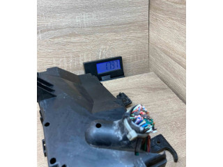 Pojistková skříňka V23134J59X431 Mazda 6 2002