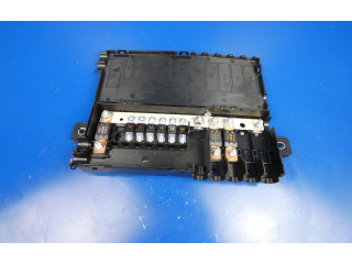 Блок предохранителей JX63145146AA, 301208301 Jaguar XE