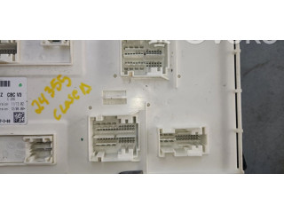 Блок предохранителей 1769001101 Mercedes-Benz A W176