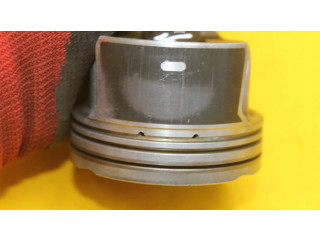  Поршень с шатуном  72L71  Renault Clio IV  