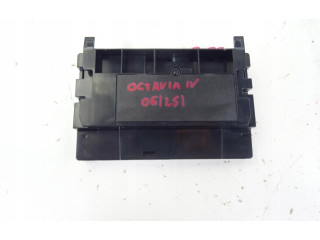 Блок управления Skoda Octavia Mk4