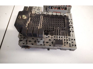 Блок предохранителей  9441582, 9162316   Volvo S80    