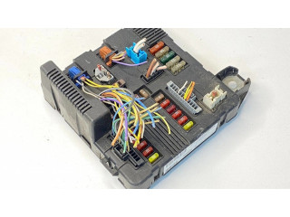 Блок предохранителей 8200306033A, S118399300J Renault Megane II