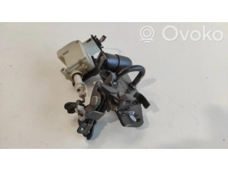 Замок задней крышки