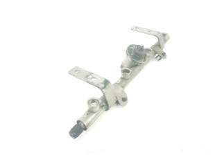 Топливная рампа 1521389, 13511521389 Mini One - Cooper R50 - 53 для двигателя W11B16A