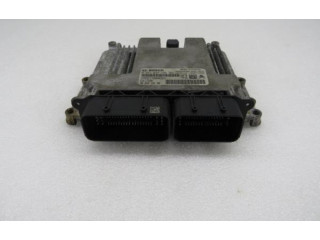 Блок управления двигателя 9825318180, 0281034189   Opel Combo E