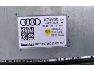 Радио/ проигрыватель CD/DVD / навигация