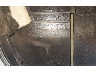 Přístrojová deska  Audi A8 S8 D2 4D 1997 81117764, 110008639  