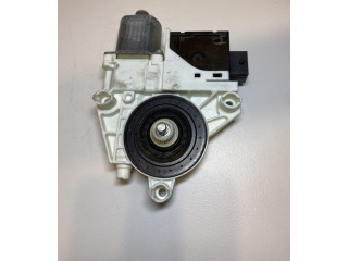 Моторчик дворников C44132102 Jeep Renegade