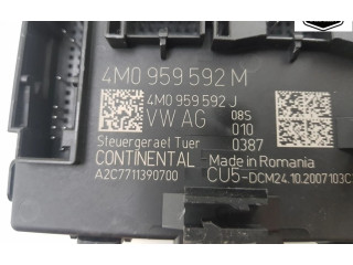 Блок управления центрального замка 4M0959592M, 4M0959592M Audi e-tron