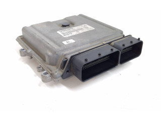 Блок управления двигателя 30771550, 1039S18372   Volvo XC90