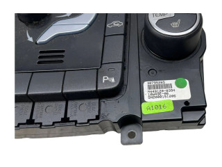 Блок управления климат-контролем 30795265 Volvo V60