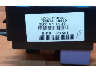 Pojistková skříňka 8200003634, PDBX81 Renault Espace IV 2011