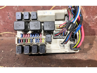 Pojistková skříňka 284B7CK020 Nissan Quest 2005