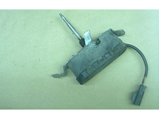 Моторчик стеклоочистителя 8620953 Volvo S80